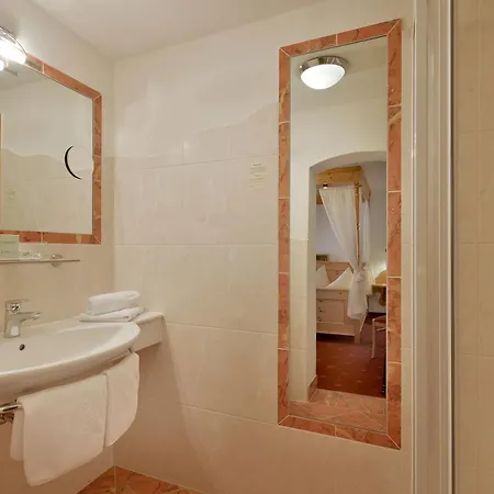 Otel Glockenstuhl 4*