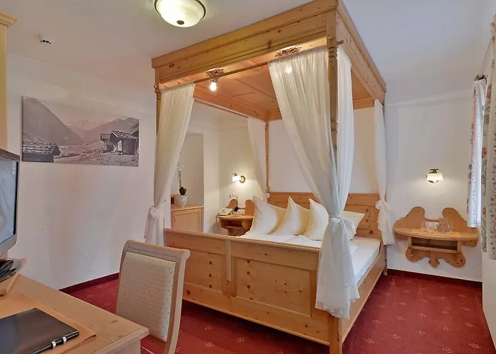 Отель Glockenstuhl 4*